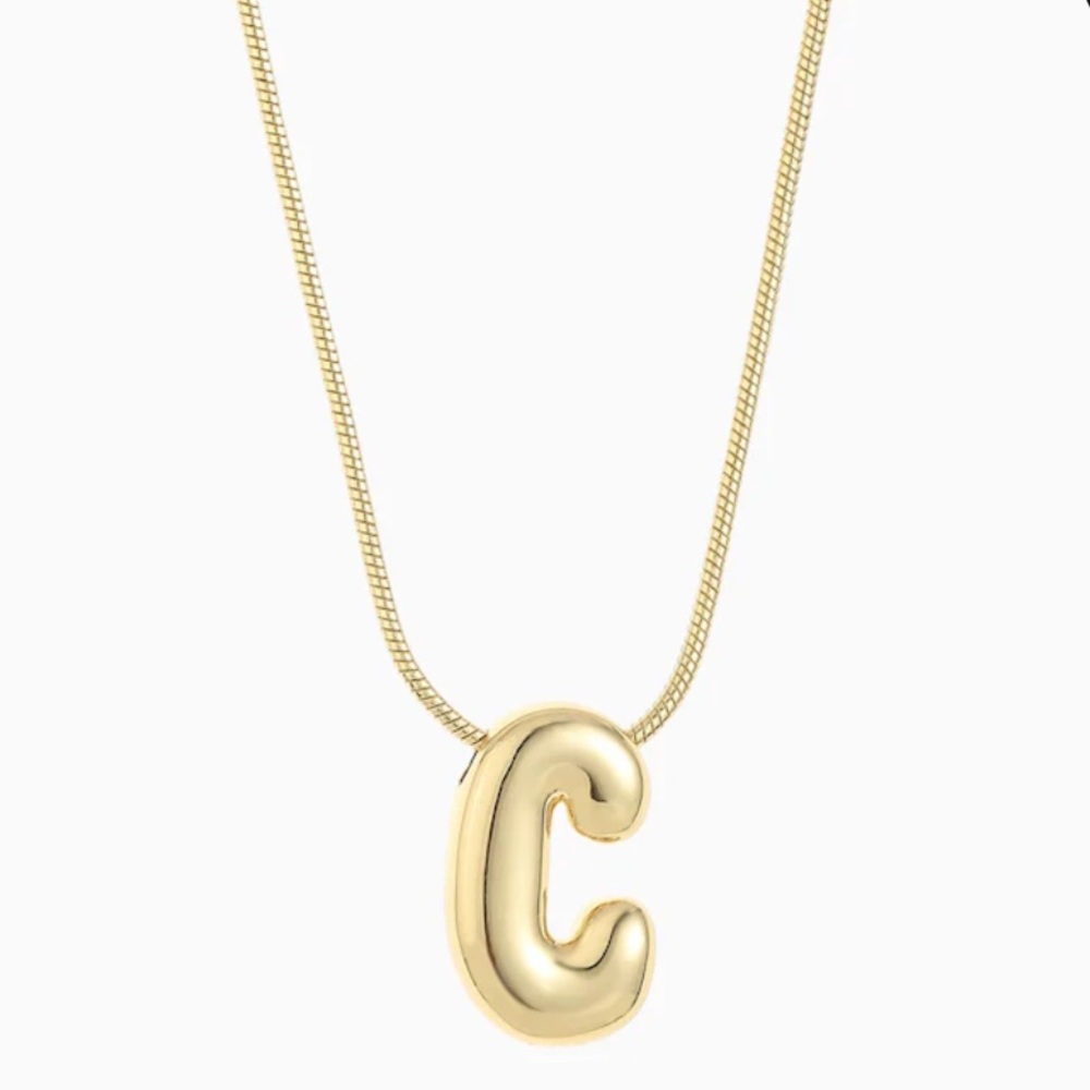 {Leo & Luca} Bubble Letter ‘C’ Initial Necklace, Oprah’s Favorite Things ‘24
NEW